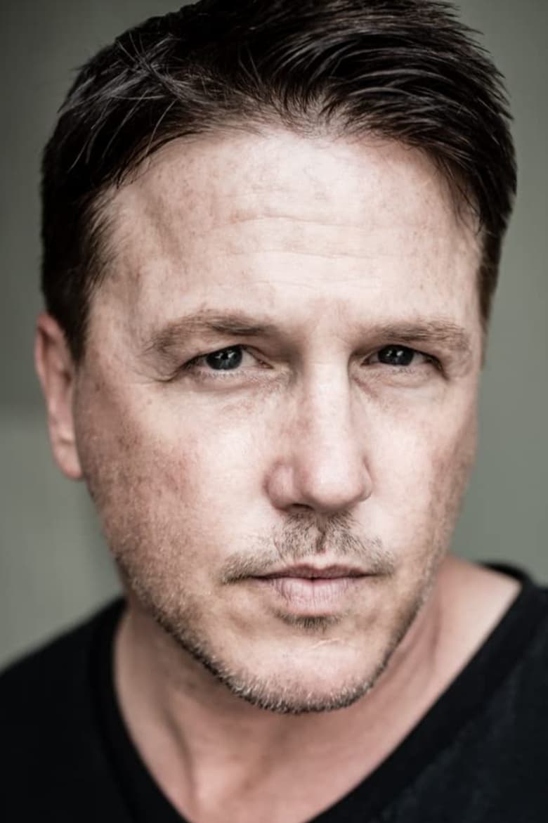 Список и рейтинг фильмов актера Lochlyn Munro на CUB